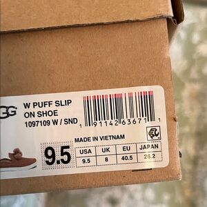 UGG Womens Puff Slip-On Slippers - Tan